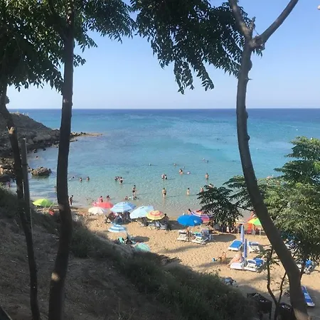Tsambras Two Bedroom Ground Floor In Kapparis 850m From Beach Apartamento